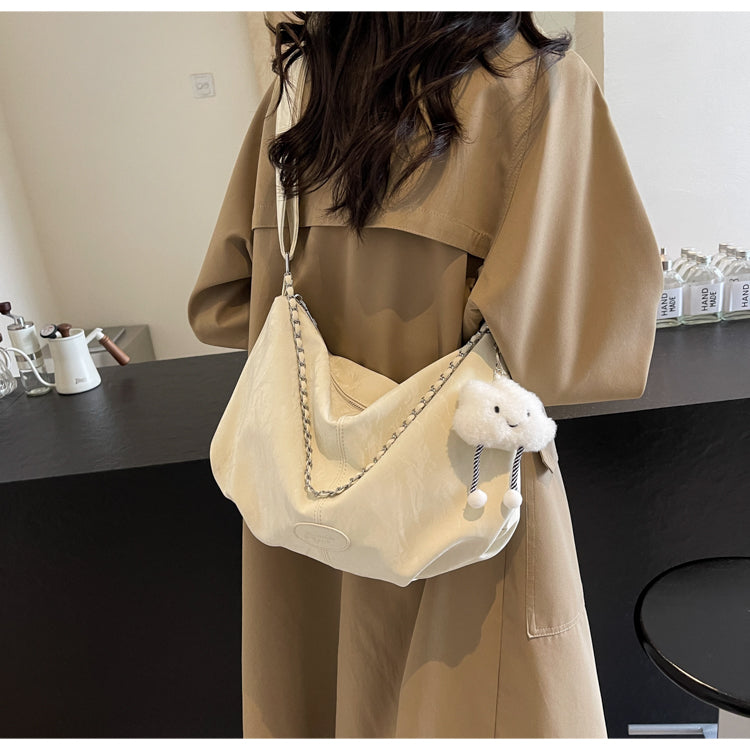 This year's trendy new women's shoulder bag, large capacity crossbody bag, commuter dumpling bag, perfect as a gift for mom, friend, or wife.