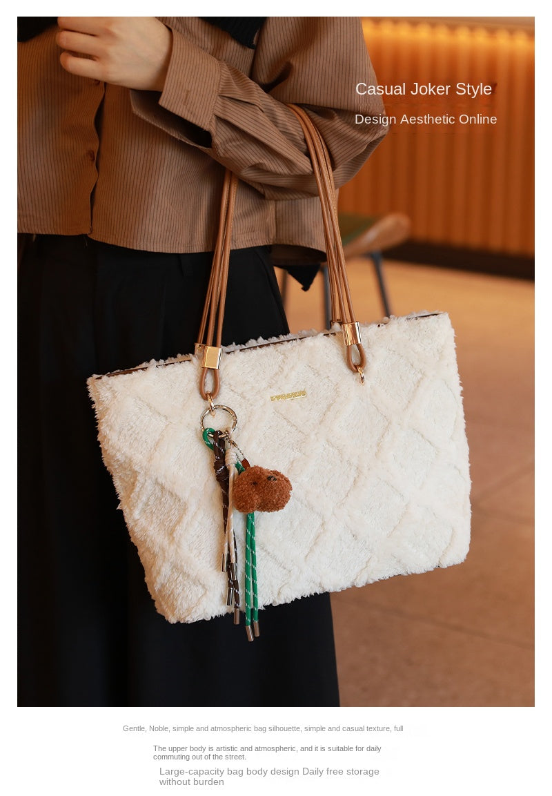Unique design tote bag, new spring/summer plush commuter bag, versatile handbag, underarm bag, shoulder bag.