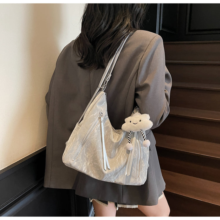 Multifunctional crossbody bag, new style, high-end commuter shoulder bag, large capacity tote bag, perfect as a birthday gift for mom, friends, or wife.