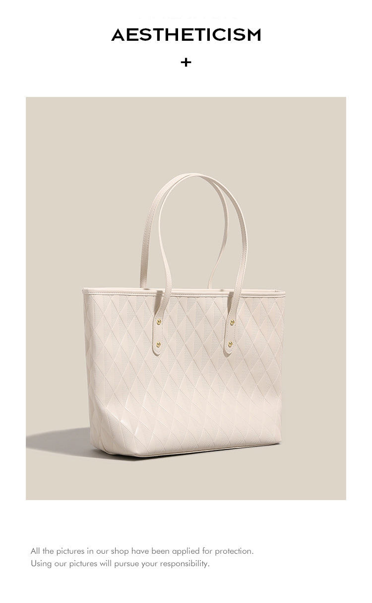 New large-capacity tote bag/shoulder bag with a sophisticated design, perfect for everyday commuting.