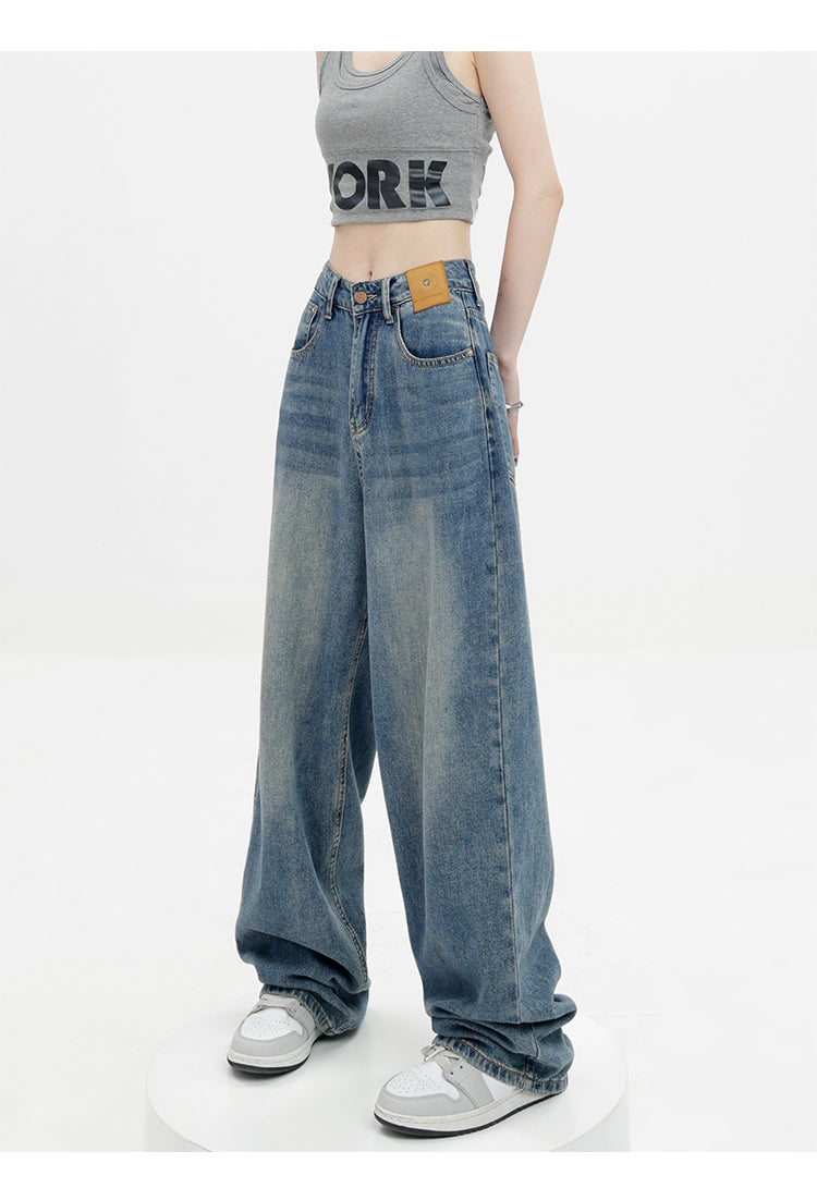 American retro blue straight-leg wide-leg jeans for women, casual and versatile, light-colored, floor-length trousers.