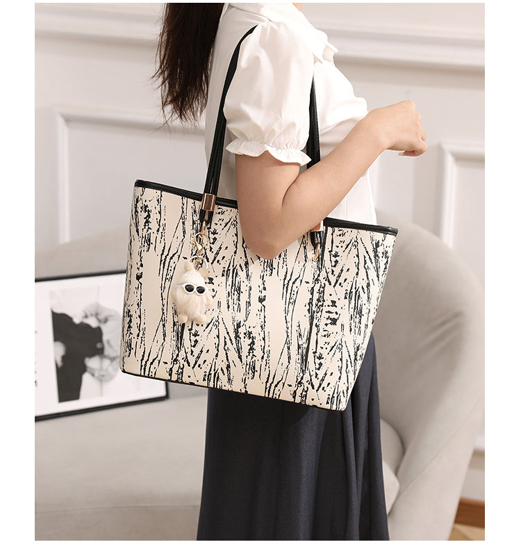 Original design, new style women's bag, college student commuter bag, handbag, underarm bag, large capacity tote bag, shoulder bag.