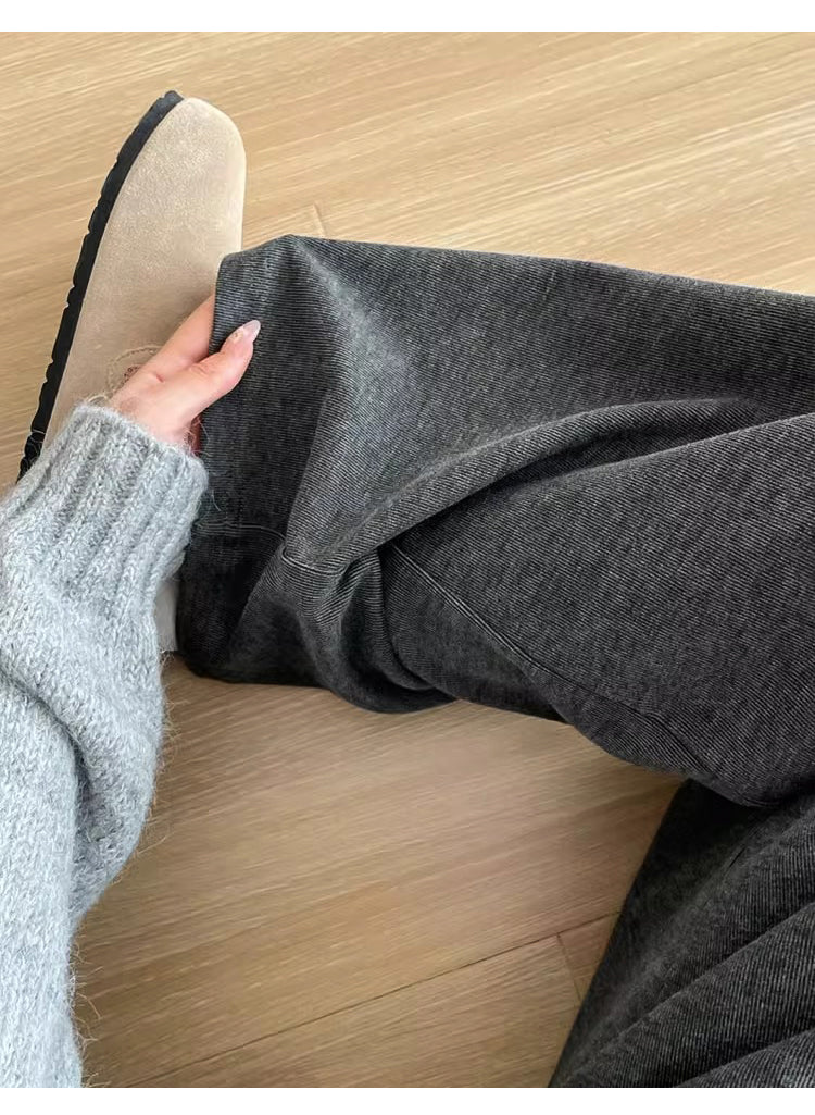 Women's casual winter fleece-lined straight leg pants, plus size, loose fit, drape, flattering for pear-shaped figures.