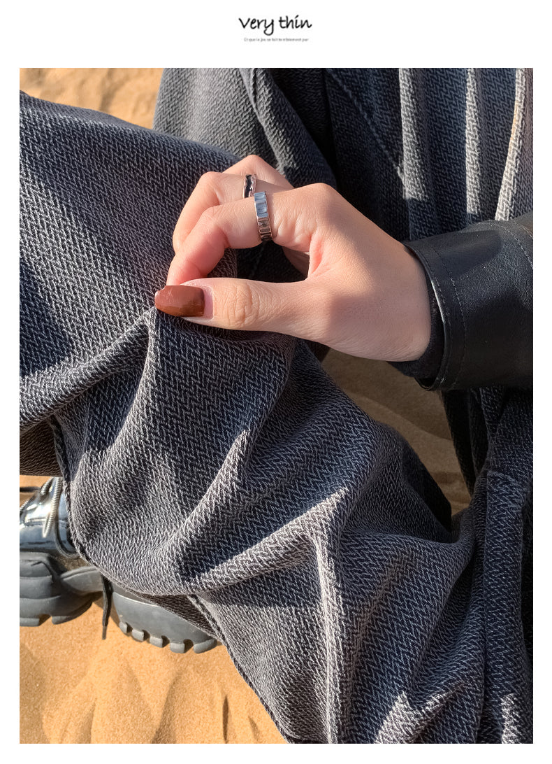 New style black and gray wide-leg jeans for women, American style, high-waisted, loose fit, slimming, straight leg, autumn and winter look.