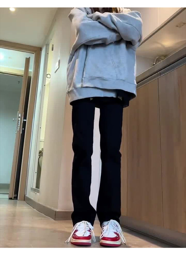 Women's black fleece-lined jeans for autumn and winter, plus size, high-waisted, stretchy, slim-fit straight leg, flattering for pear-shaped figures.