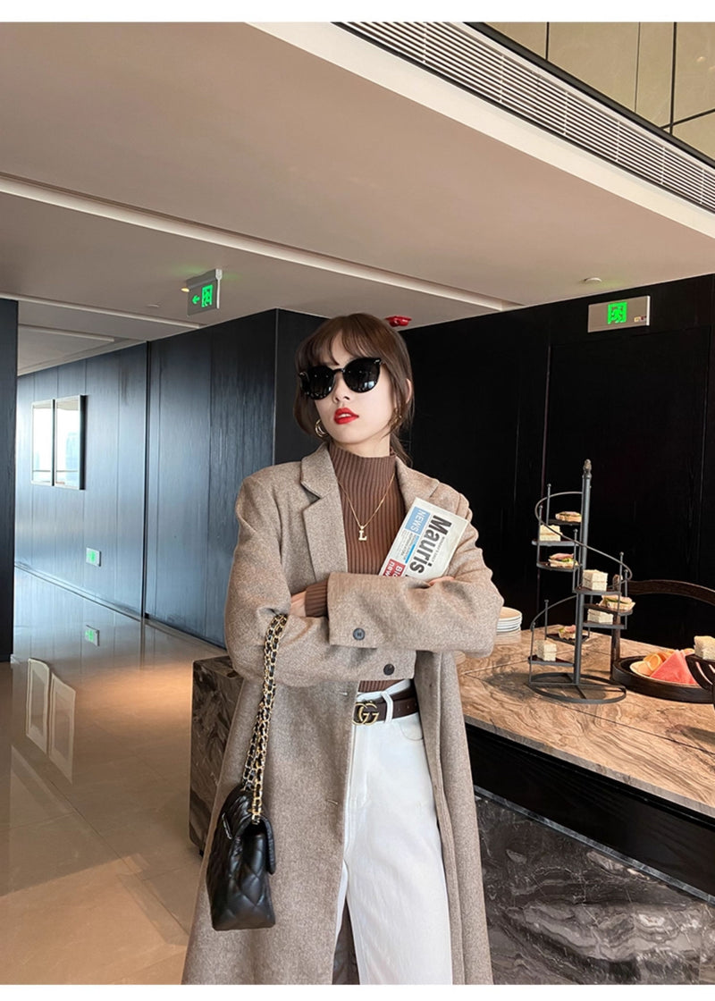 Women's high-neck sweater, new autumn and winter style, mid-neck base layer, high-end slim-fit knit top.