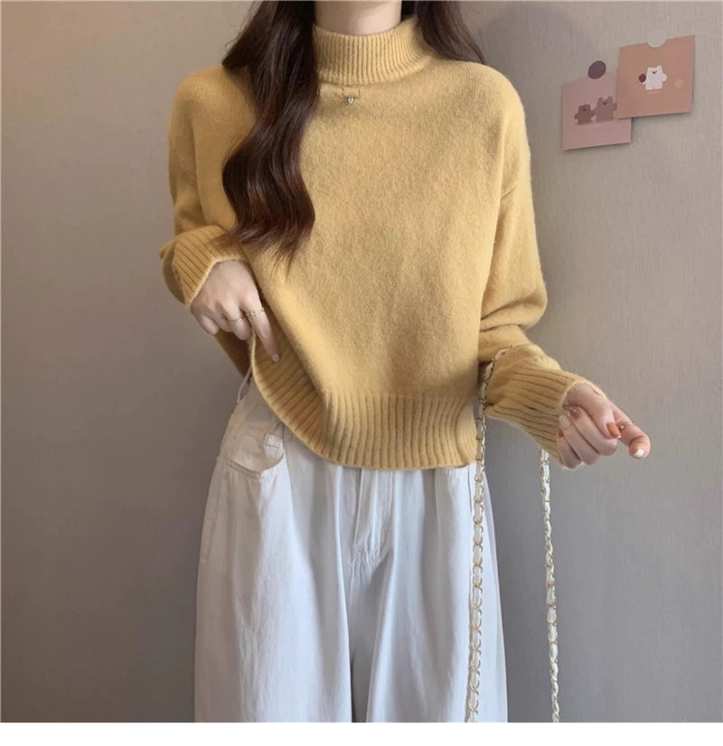 French-style short sweater for women, autumn and winter, petite, thick, soft and gentle style, high neck pullover knitwear