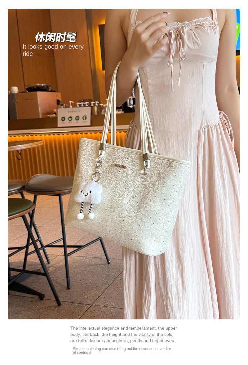 Original women's tote bag, new style, large capacity, embroidered commuter handbag, underarm shoulder bag, suitable for adults and teenagers.