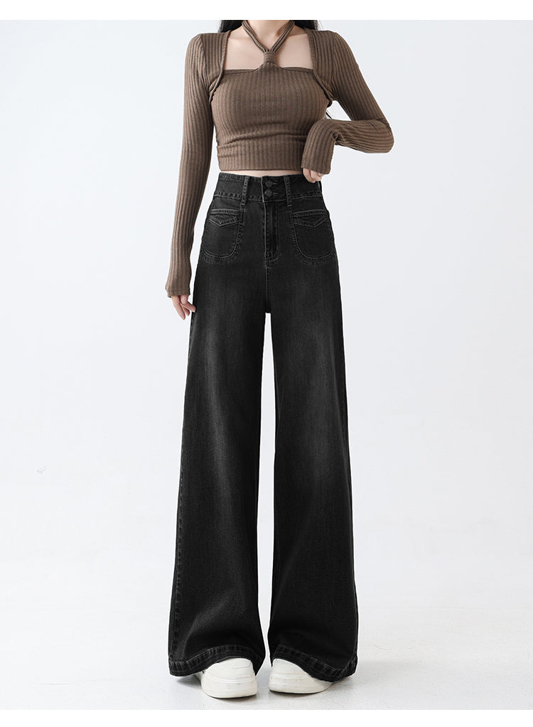 Women's black straight-leg jeans, plus size, loose fit, flattering for pear-shaped figures, perfect for autumn and winter.