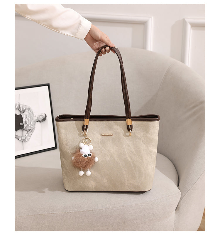 New tote bag, commuter bag, underarm bag, large capacity, handbag/shoulder bag, suitable for work commuting and college students.