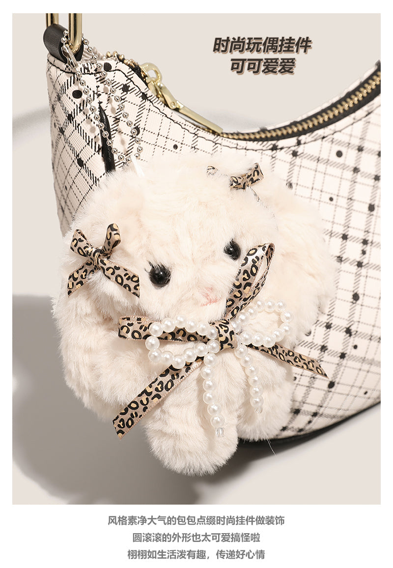 New Crescent Moon Bag, a stylish women's birthday gift, commuter shoulder bag, high-end design, perfect for mom or wife.