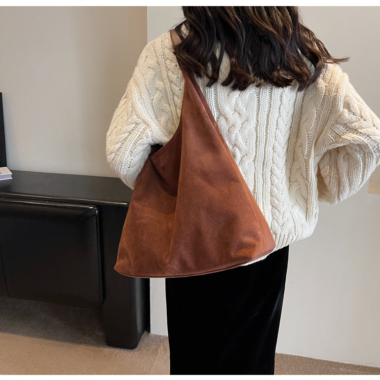 Retro-style frosted large women's bag, new summer style, large capacity shoulder bag, high-quality commuter tote bag