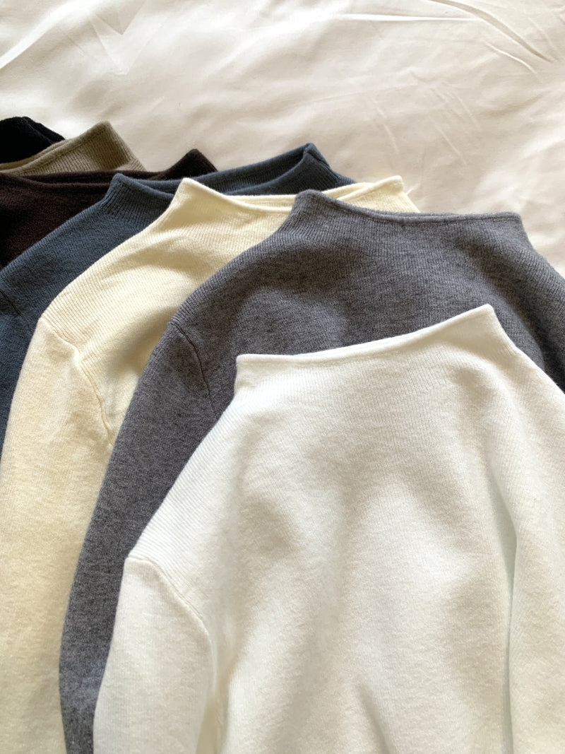 Soft and fluffy cashmere-feel high-neck knitted base layer sweater for women in spring, autumn and winter, with fleece lining, solid color, pullover sweater.