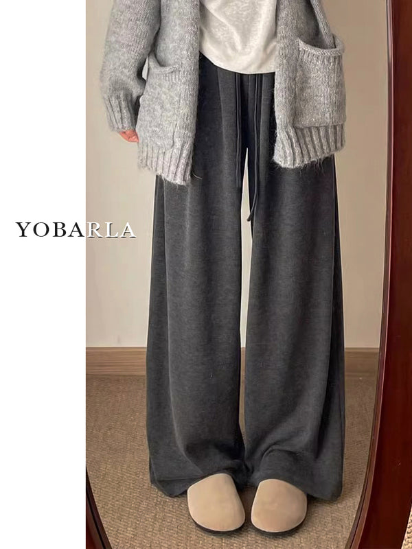 Women's casual winter fleece-lined straight leg pants, plus size, loose fit, drape, flattering for pear-shaped figures.