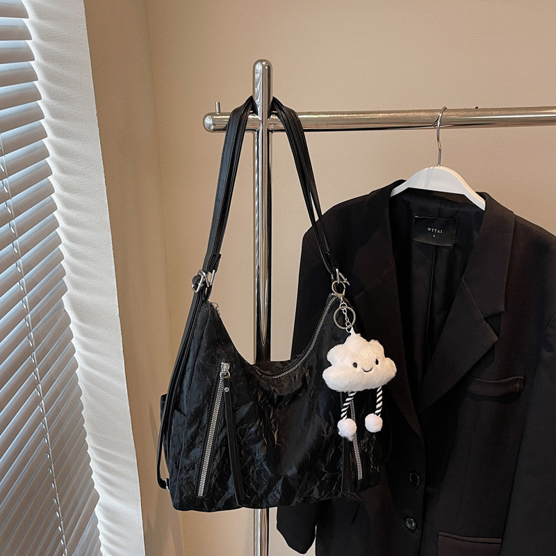 Multifunctional crossbody bag, new style, high-end commuter shoulder bag, large capacity tote bag, perfect as a birthday gift for mom, friends, or wife.