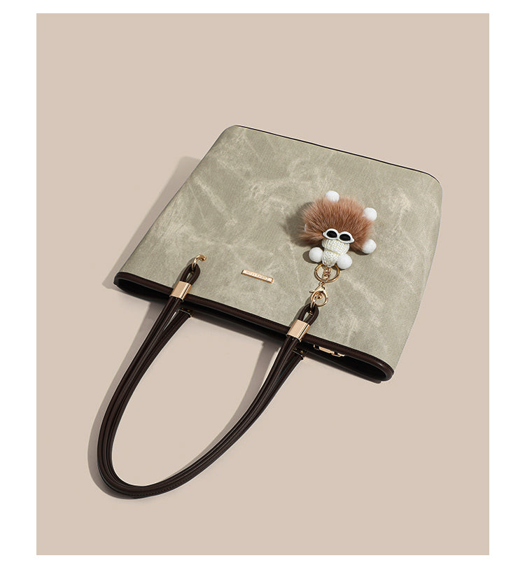 New tote bag, commuter bag, underarm bag, large capacity, handbag/shoulder bag, suitable for work commuting and college students.