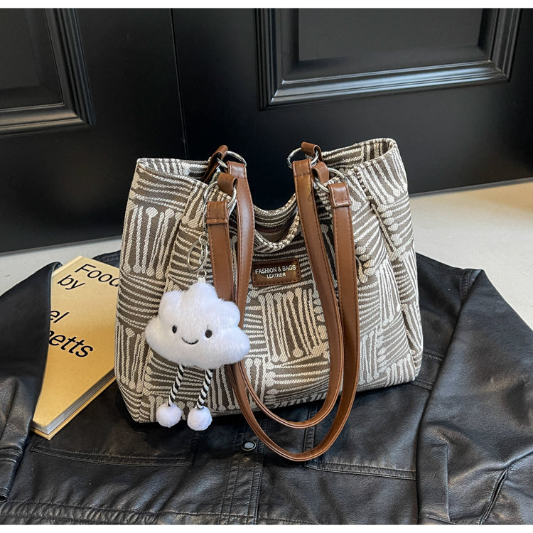 Stylish and spacious new women's shoulder bag, versatile and suitable for commuting or work, tote bag. Perfect as a birthday gift or other present.