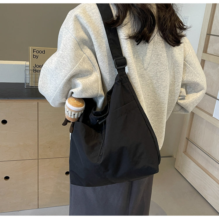 New casual women's fashion cloth bag, shoulder bag, large capacity tote bag, suitable for commuting or going to class.