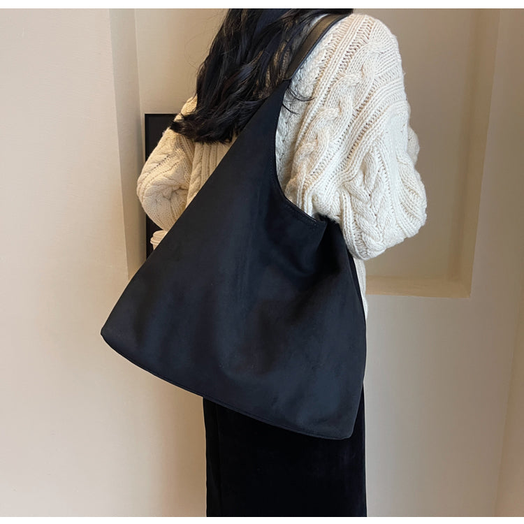 Retro-style frosted large women's bag, new summer style, large capacity shoulder bag, high-quality commuter tote bag