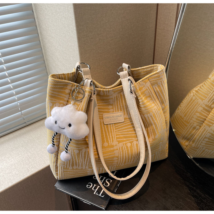 Stylish and spacious new women's shoulder bag, versatile and suitable for commuting or work, tote bag. Perfect as a birthday gift or other present.