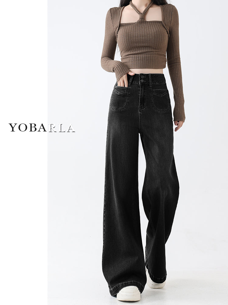 Women's black straight-leg jeans, plus size, loose fit, flattering for pear-shaped figures, perfect for autumn and winter.