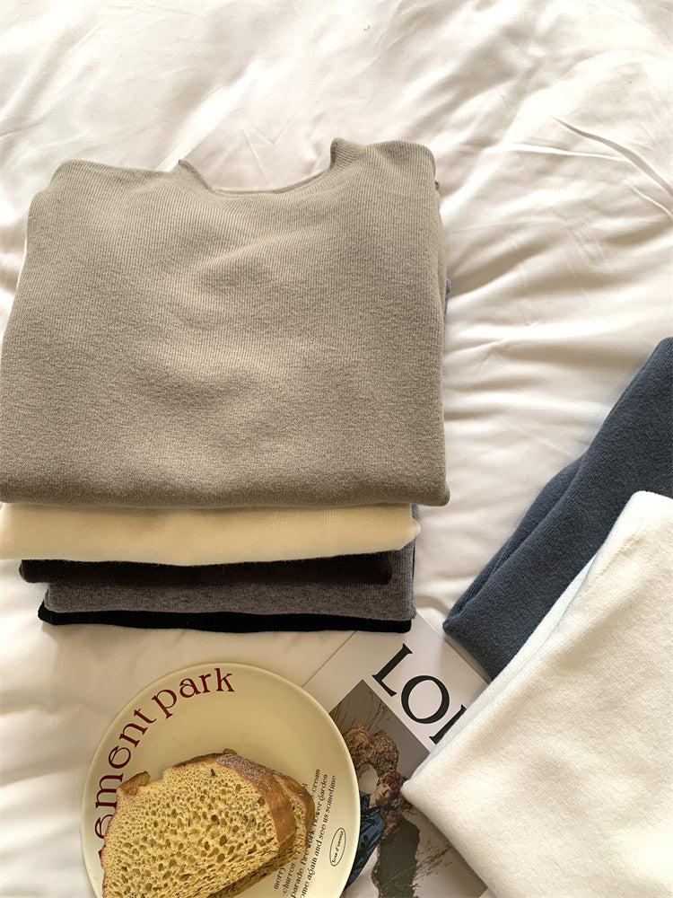 Soft and fluffy cashmere-feel high-neck knitted base layer sweater for women in spring, autumn and winter, with fleece lining, solid color, pullover sweater.