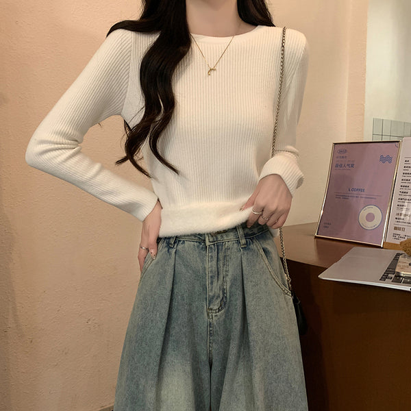 Autumn/Winter Half-High Neck Slim Fit Long Sleeve Base Knit Top Thick Fleece Warm White Sweater for Women