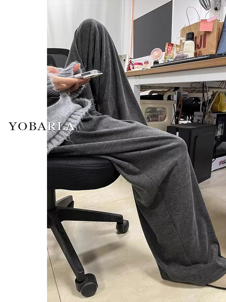 Women's casual winter fleece-lined straight leg pants, plus size, loose fit, drape, flattering for pear-shaped figures.