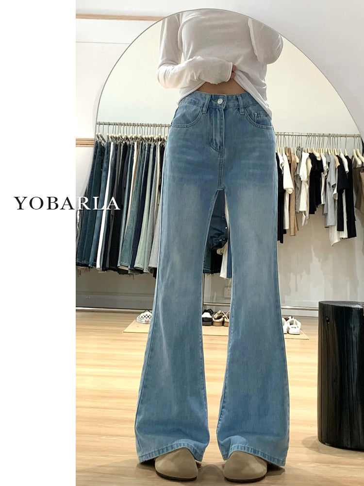 Light-colored stretch flared jeans for women, new autumn style, plus size, high-waisted, slimming, pear-shaped figure.