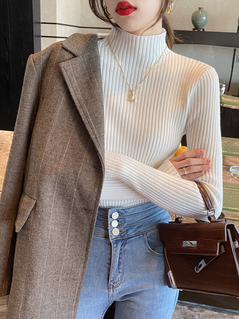 Women's high-neck sweater, new autumn and winter style, mid-neck base layer, high-end slim-fit knit top.