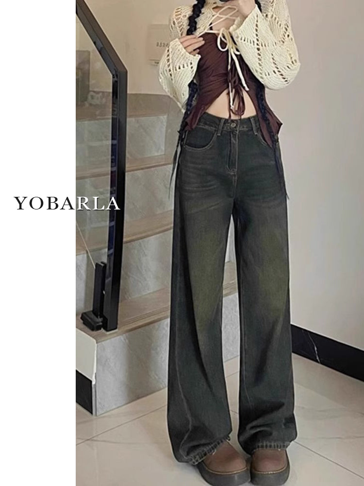 Women's wide-leg jeans for autumn and winter, fleece-lined, pear-shaped, plus-size, loose, slimming, straight-leg trousers.