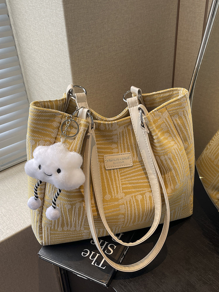 Stylish and spacious new women's shoulder bag, versatile and suitable for commuting or work, tote bag. Perfect as a birthday gift or other present.