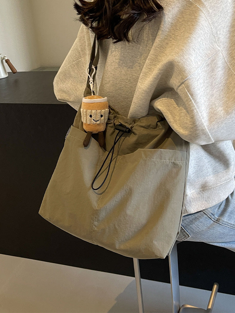 New casual women's fashion cloth bag, shoulder bag, large capacity tote bag, suitable for commuting or going to class.