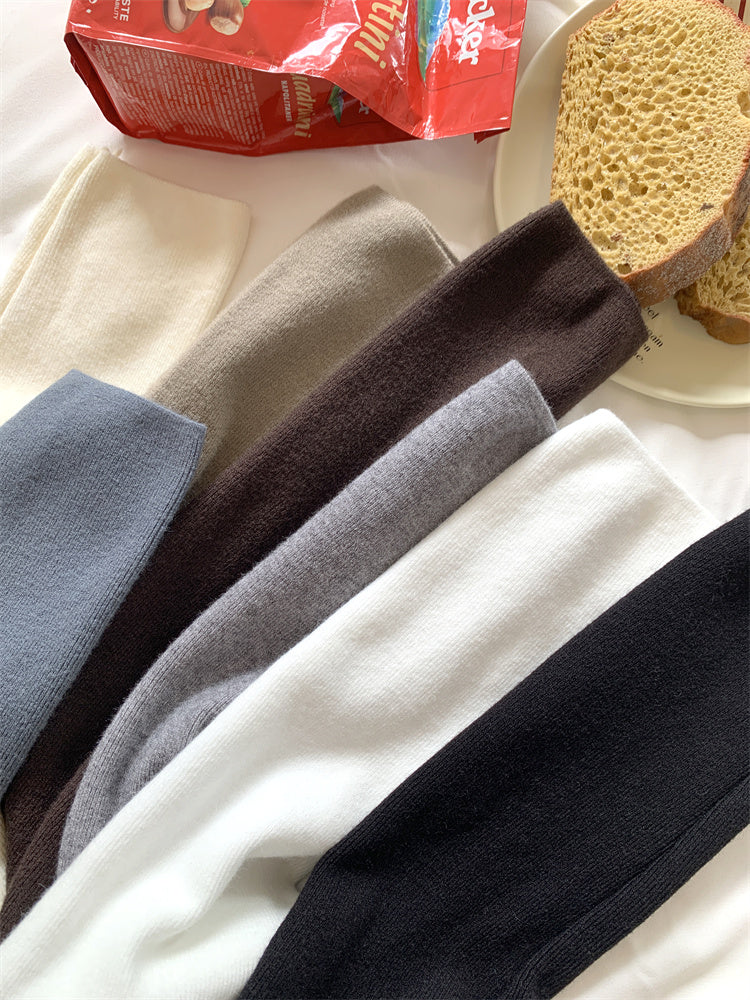 Soft and fluffy cashmere-feel high-neck knitted base layer sweater for women in spring, autumn and winter, with fleece lining, solid color, pullover sweater.